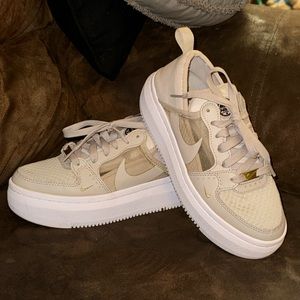 Nike Court Vision Alta